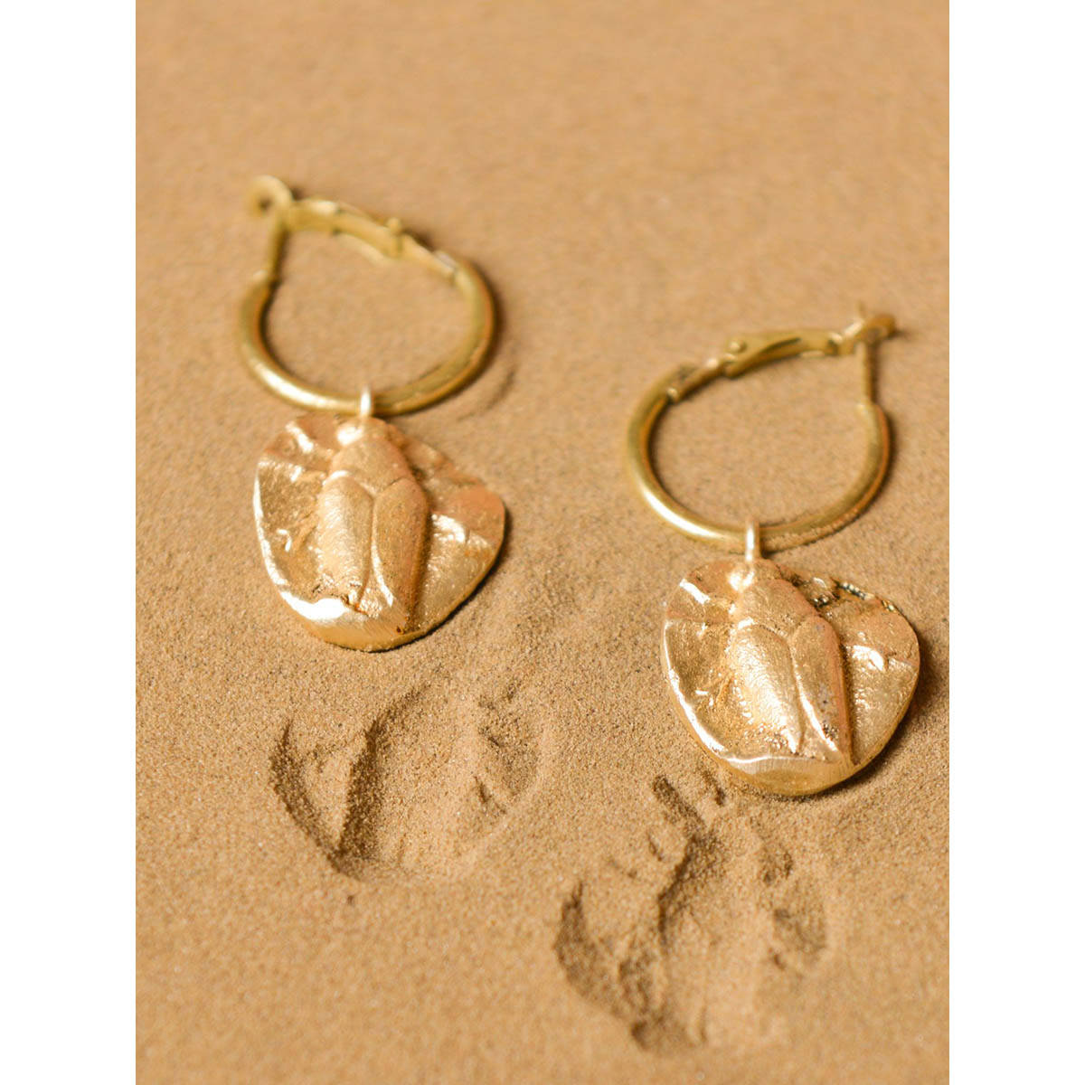 Kassa Women's Gold Statement Hoop Earrings