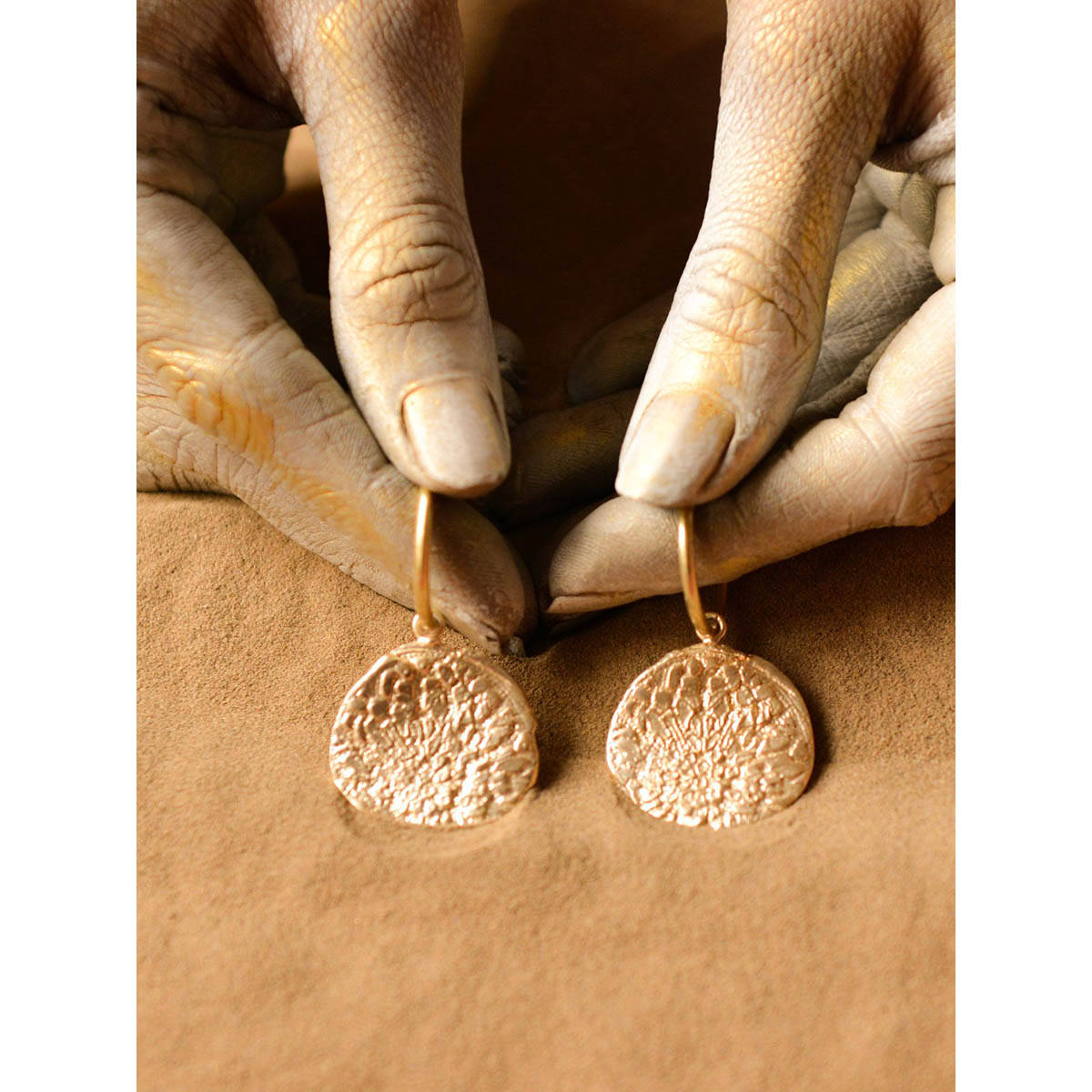 Kassa Women's Gold Statement Hoop Earrings