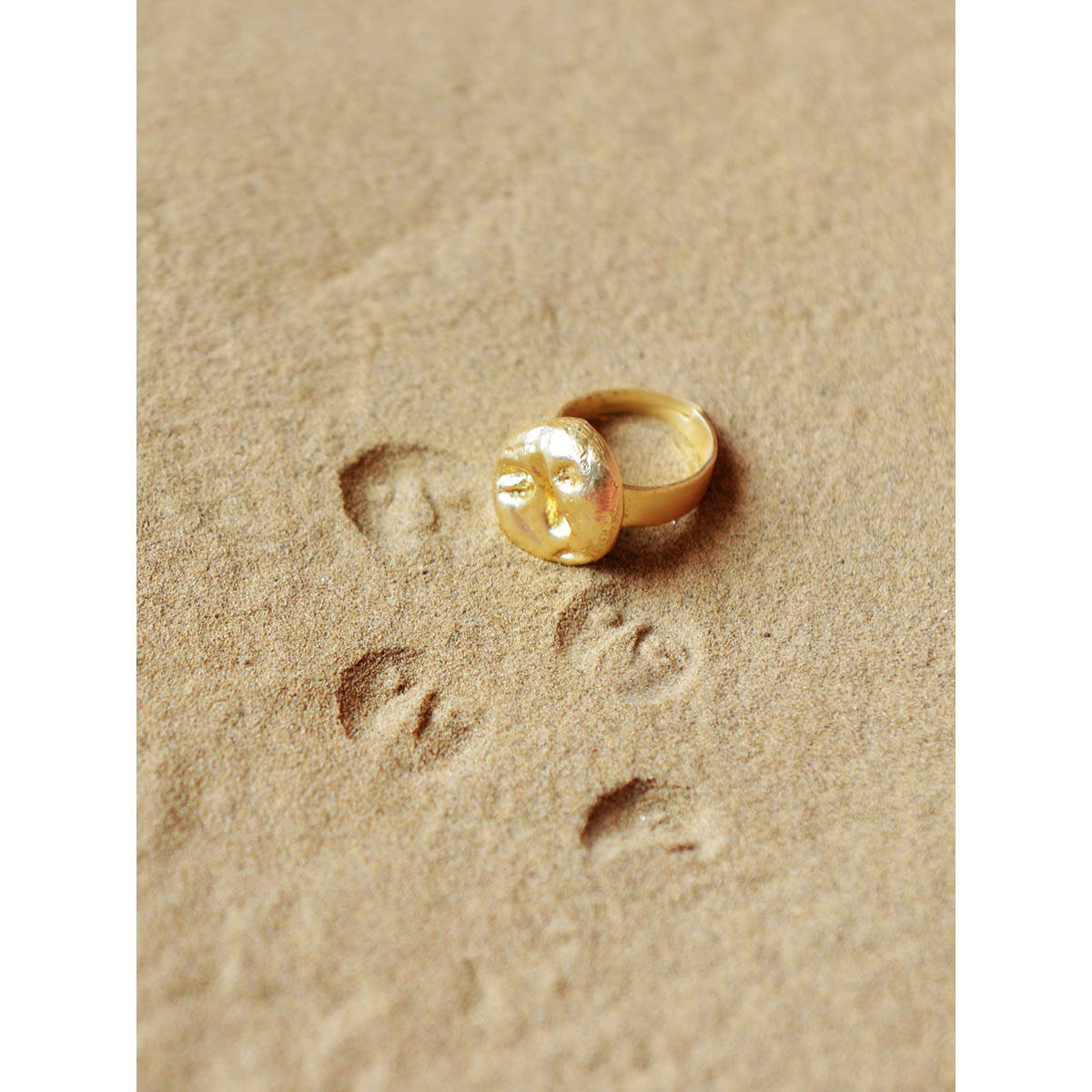 Kassa Women's Gold Adjustable Statement Ring