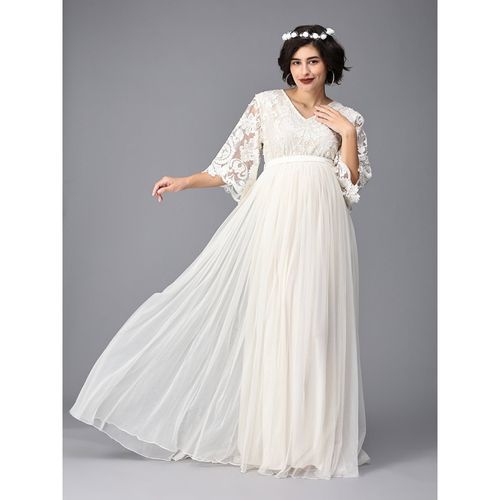 Buy The Mom Store Snow Me White Embroidered Maternity Photoshoot Gown with  Belt (Set of 2) Online