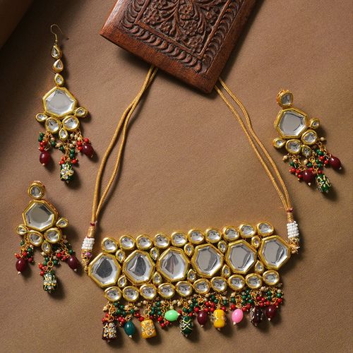 SOHI Gold Plated Designer Kundan Necklace Earrings and Maang Tikka Set