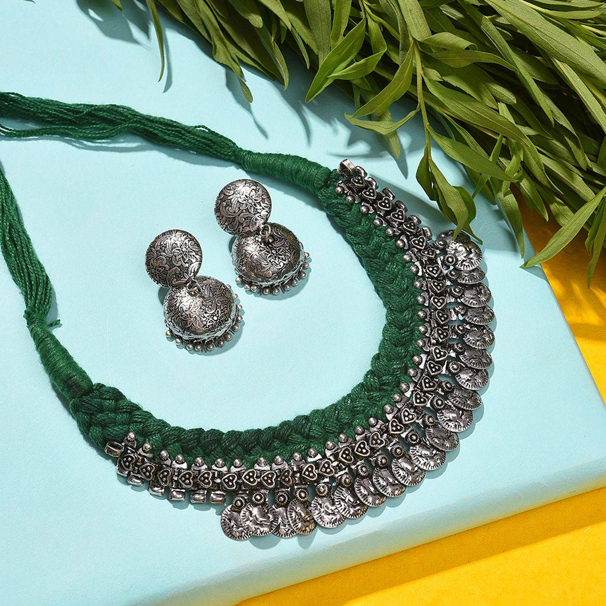 SOHI Silver Plated Beaded Necklace and Earring Set