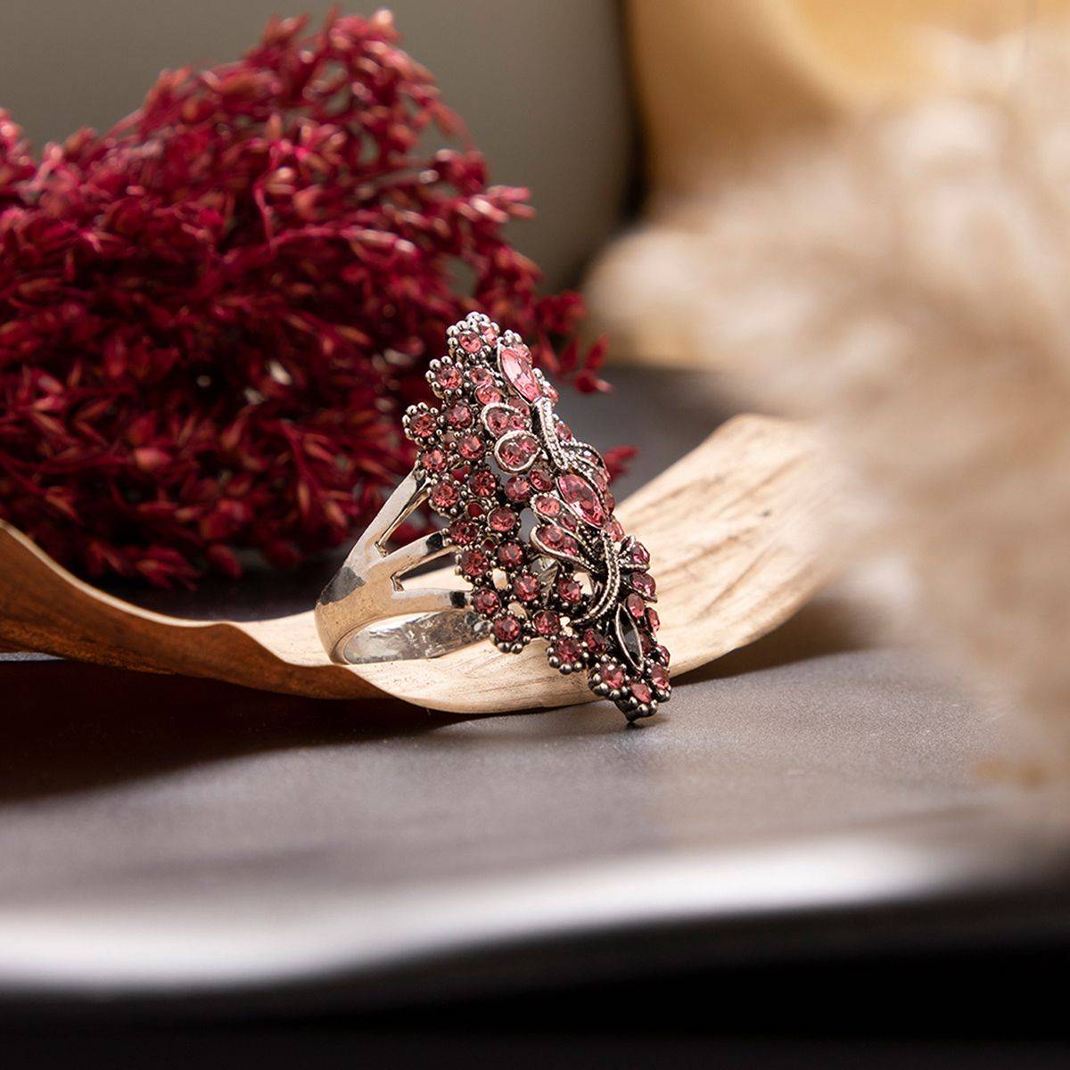 SOHI Silver Plated Designer Stone Ring