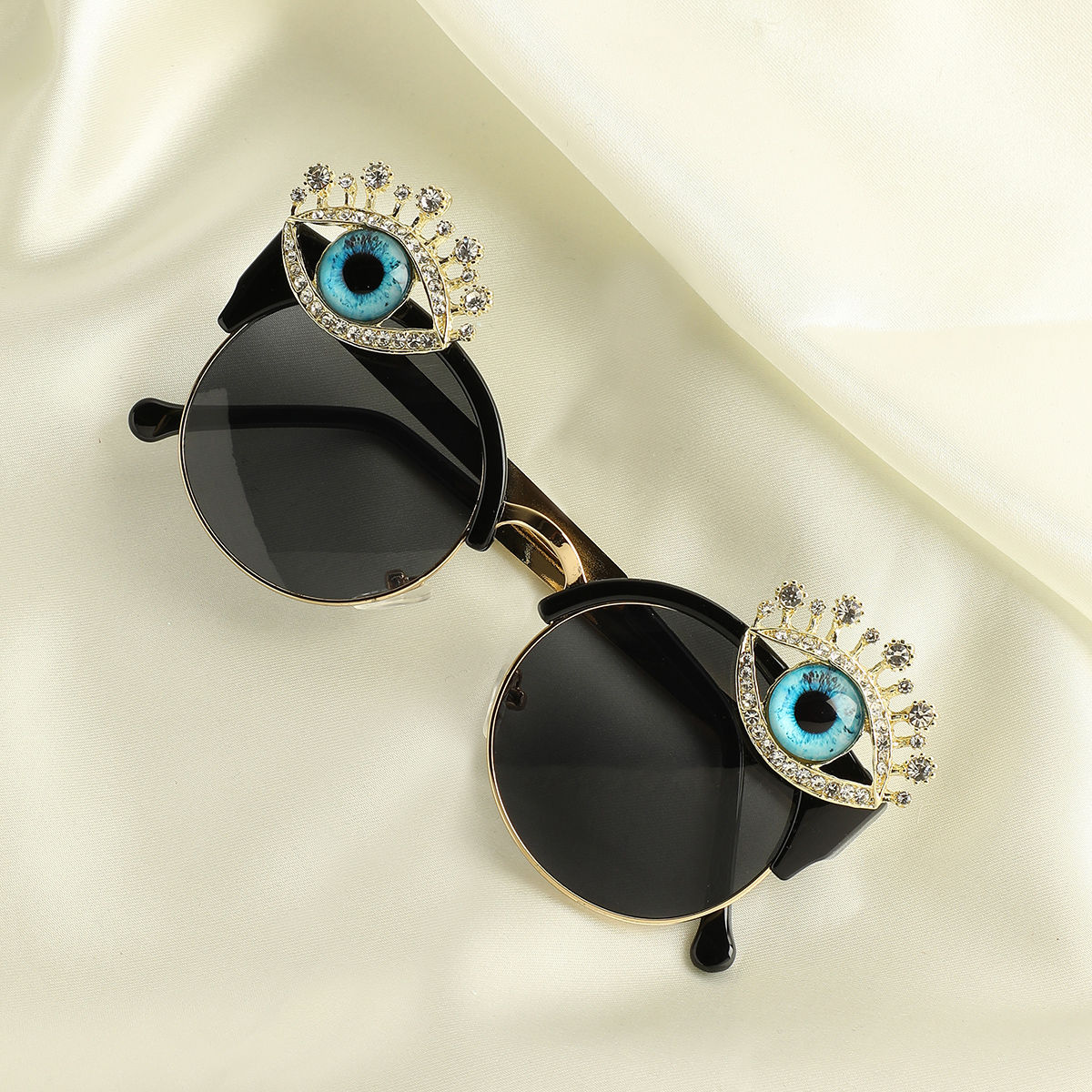 Bedazzled Heart Sunglasses – Rebel Disco Designs