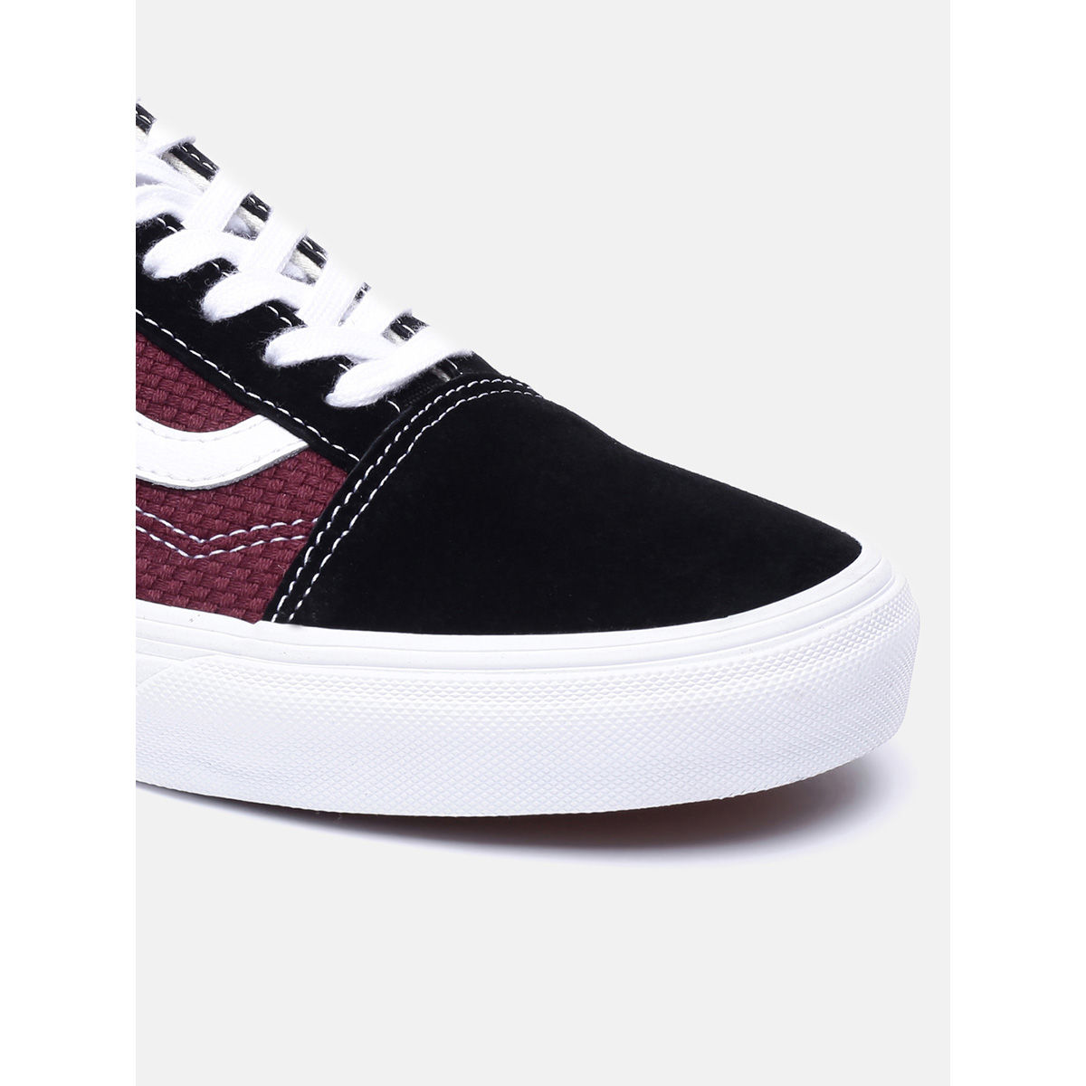 Buy Vans Old Skool Black Casual Shoes Online