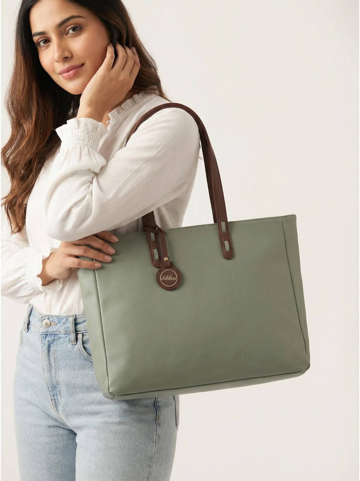 Toteteca Classic Green Shoulder Bag
