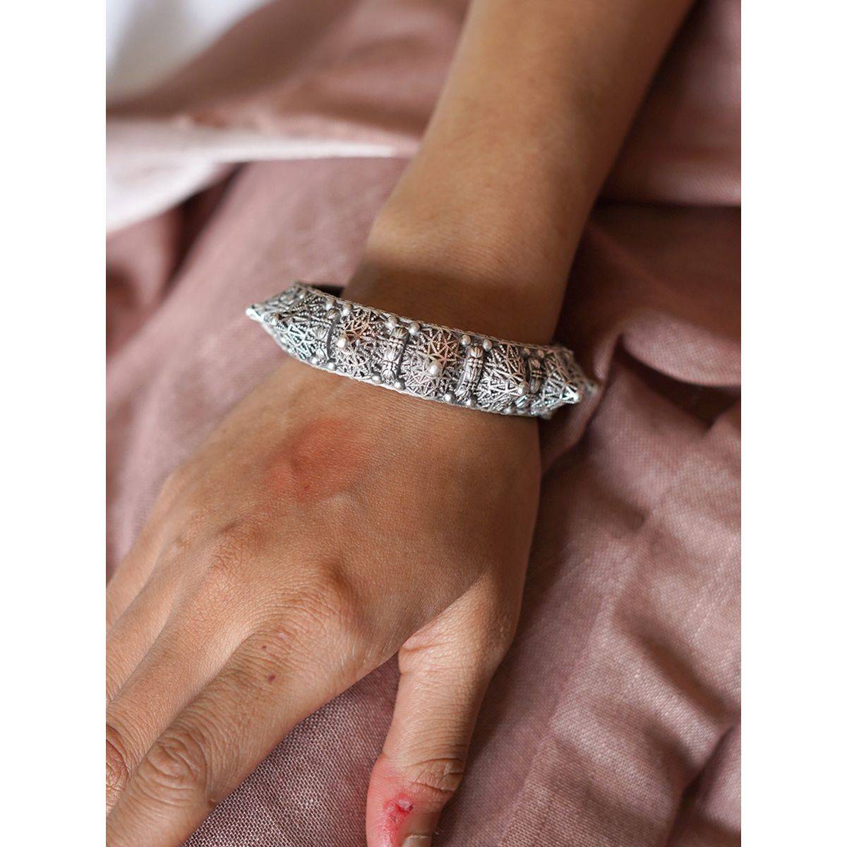 Teejh by Joker and Witch Pahal Silver Oxidised Bangle for Women