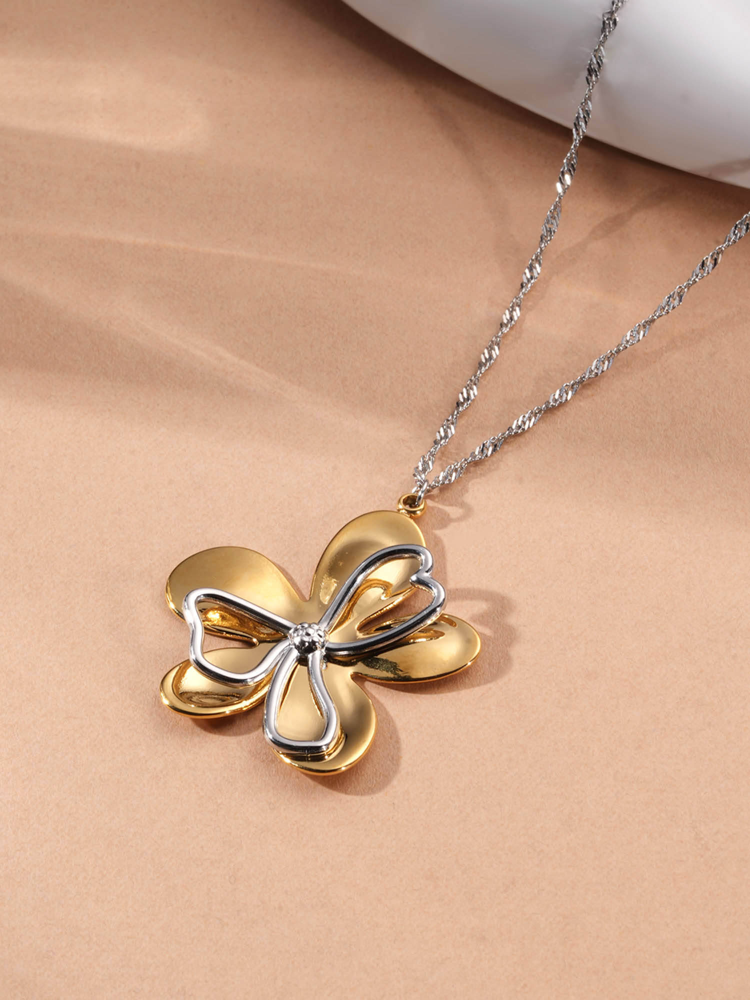 Palmonas Petal Drama Pendant Necklace For Women - Waterproof And Anti-Tarnish