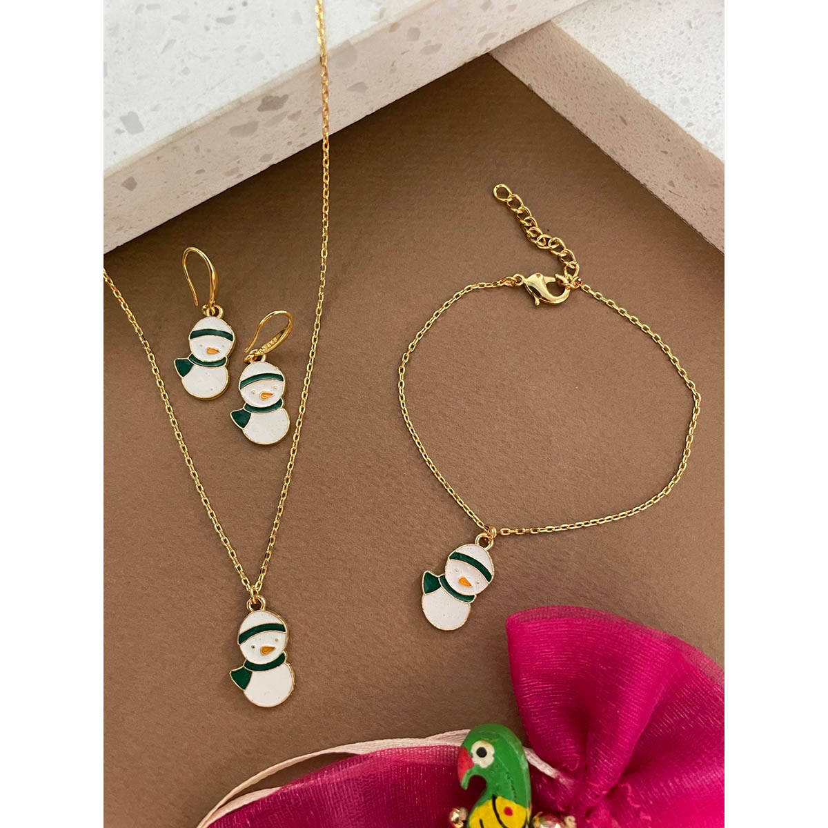Digital Dress Room Green Snowman Charm Pendant Necklace Set
