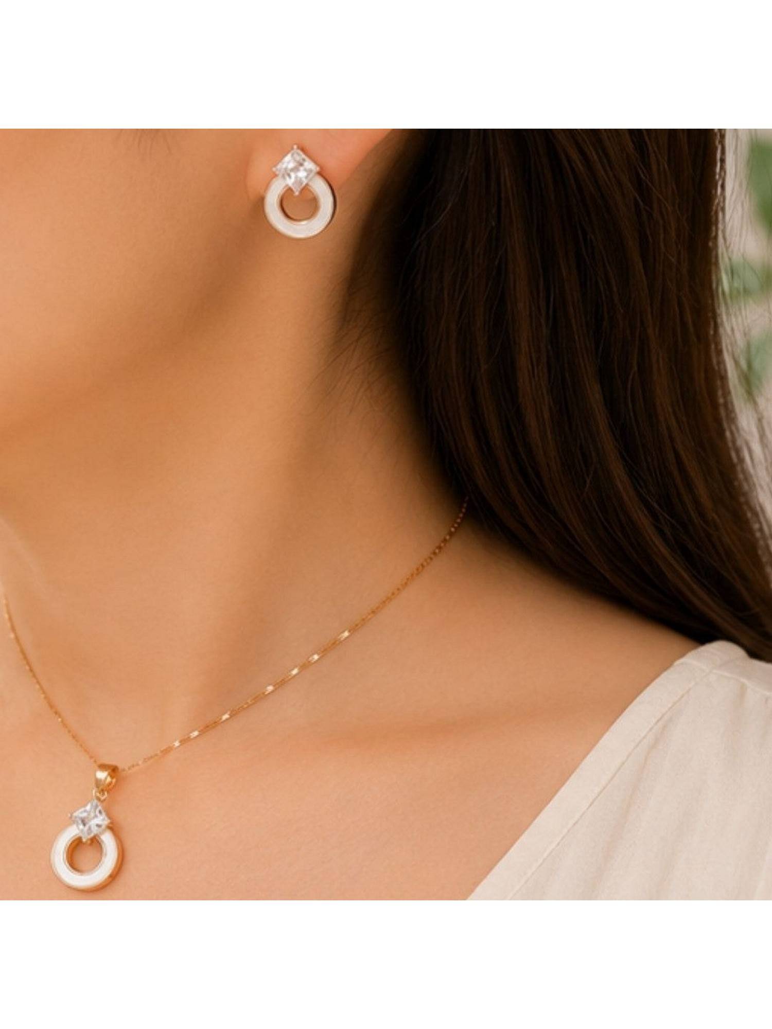 Bdiva Rose Gold Plated Cubic Zirconia Pendant Set