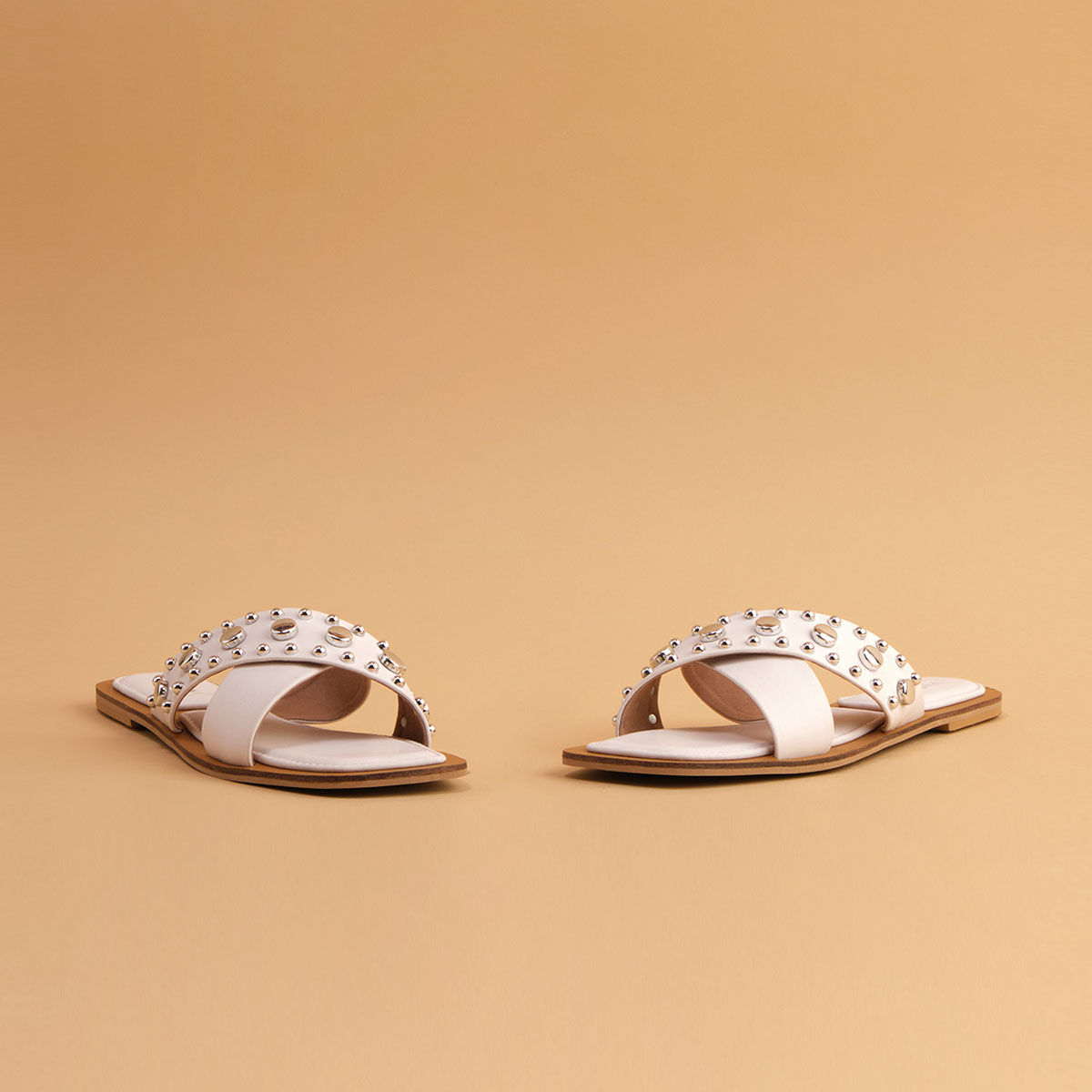Buy Eridani Studded White Alva Flats Online