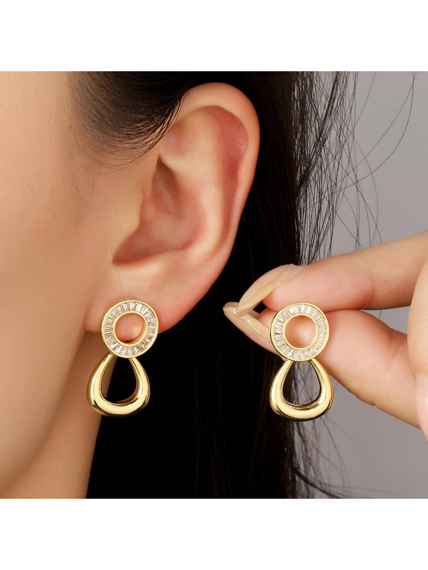 Salty Yume Crystal Round Gold Earring