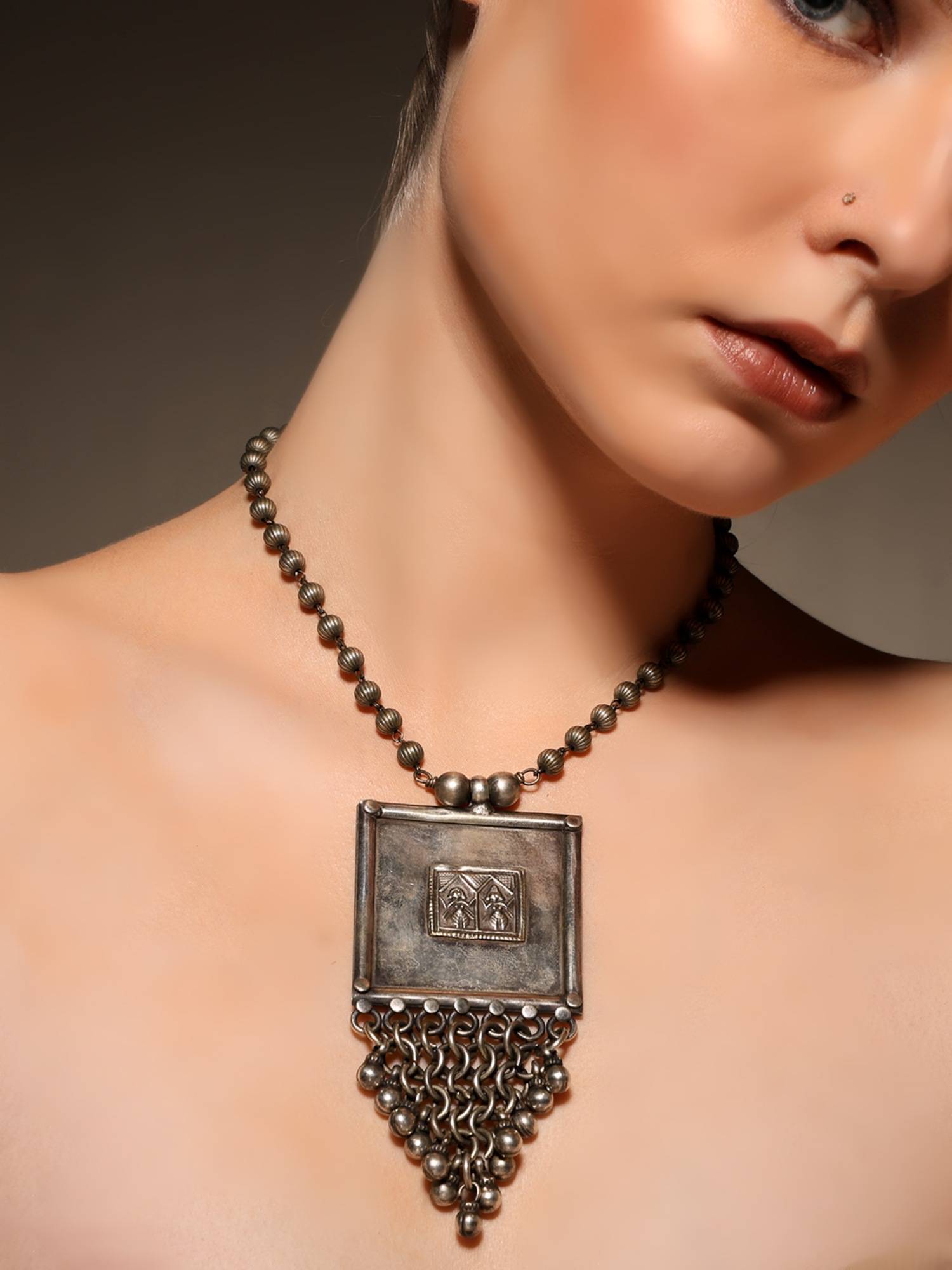VENI 925 Silver-Plated Oxidised Tribal Minimal Necklace