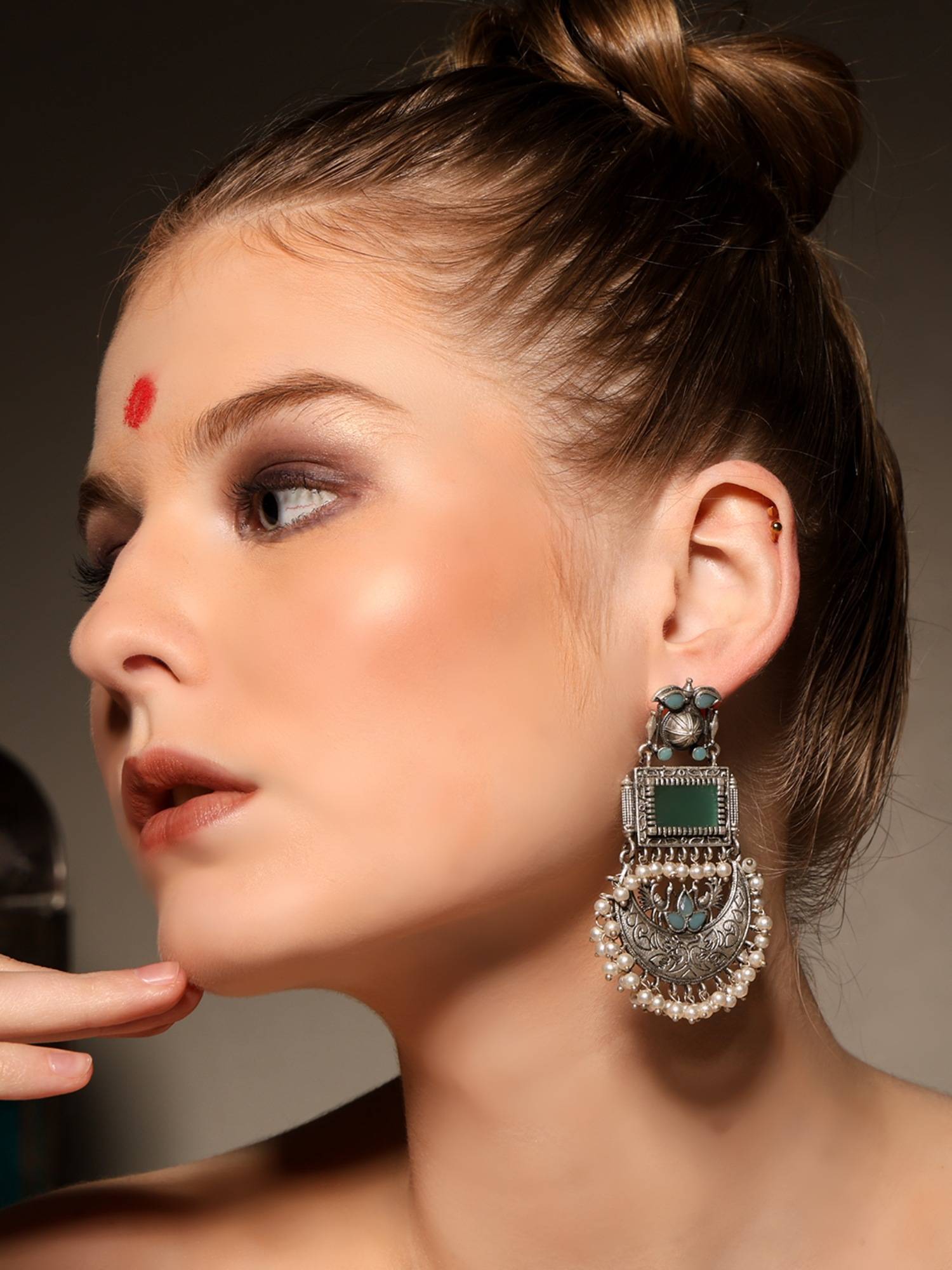 VENI 925 Silver-Plated Artificial Beaded Contemporary Shaped Oxidised Drop Earrings