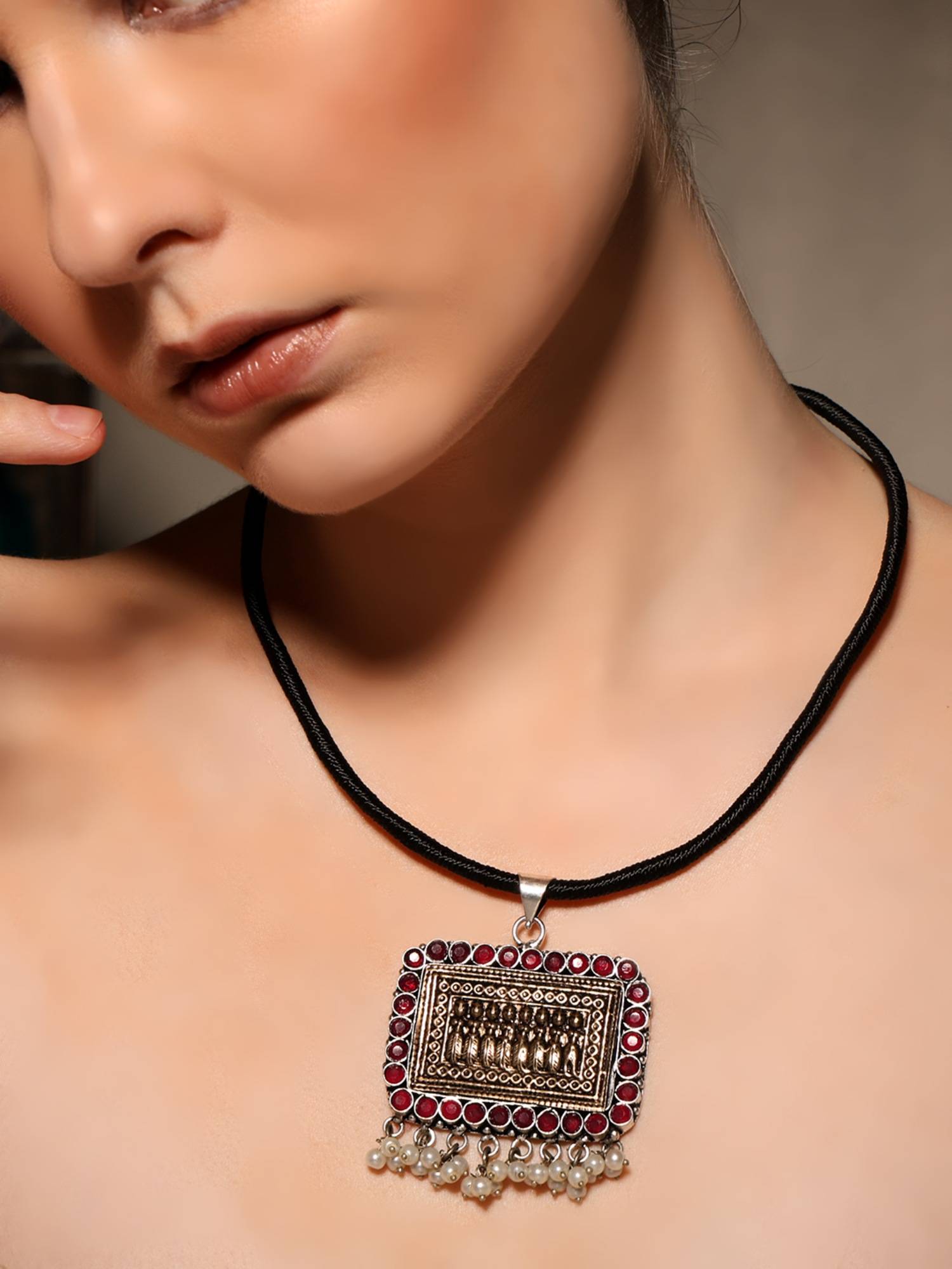 VENI 925 Silver-Plated Stone Studded and Beaded Tribal Oxidised Thread Necklace