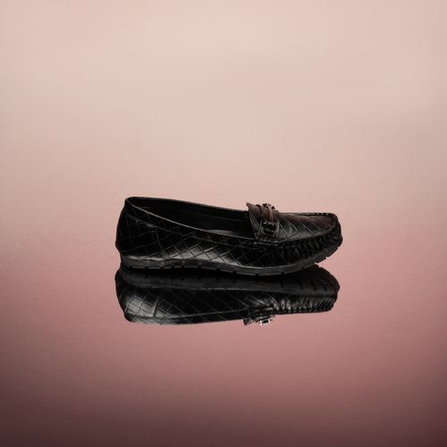 SCENTRA Solid Black Loafers Shoes (EURO 36)