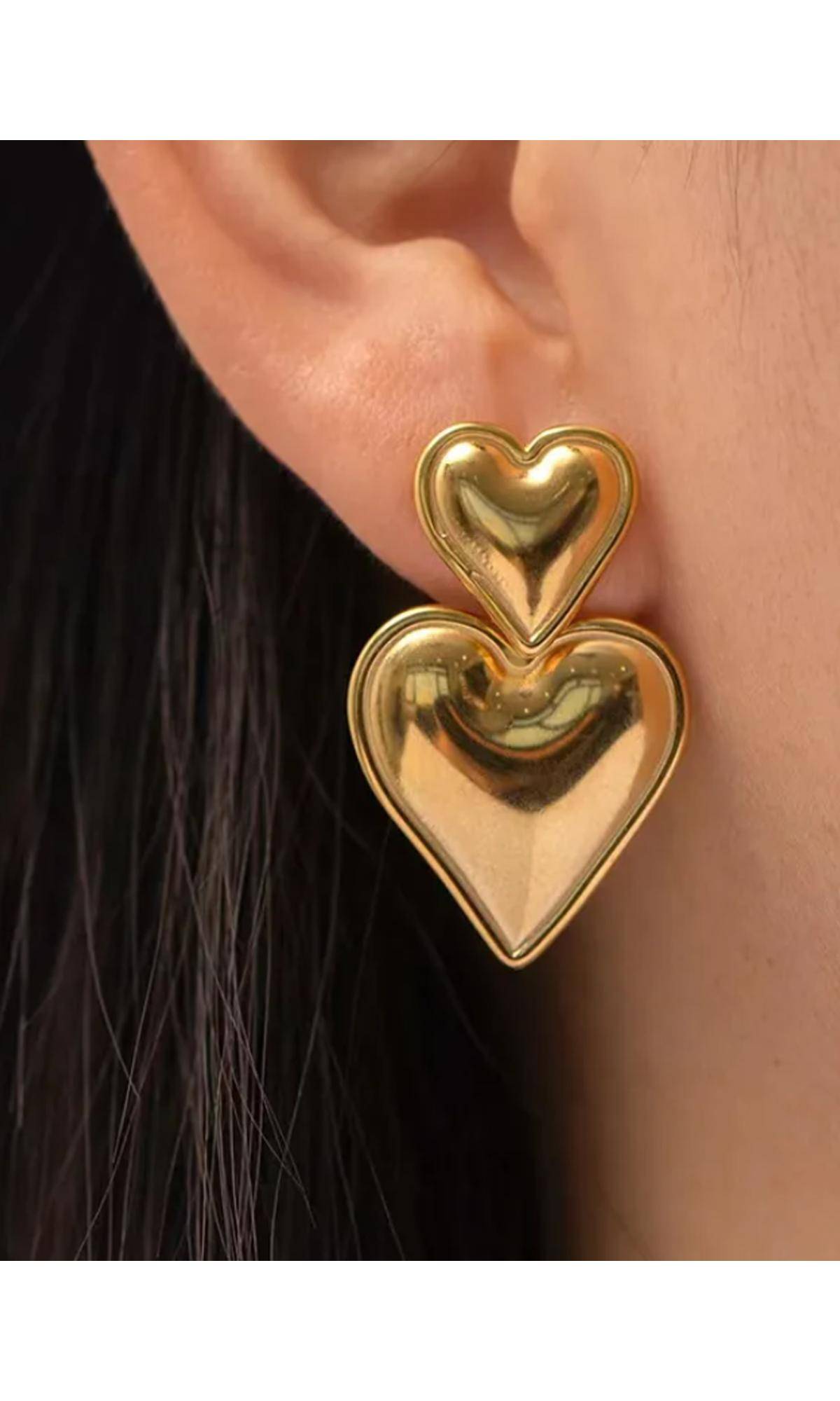 Peachy Accessories Classic 18K Gold Plated Heart Drop Earrings