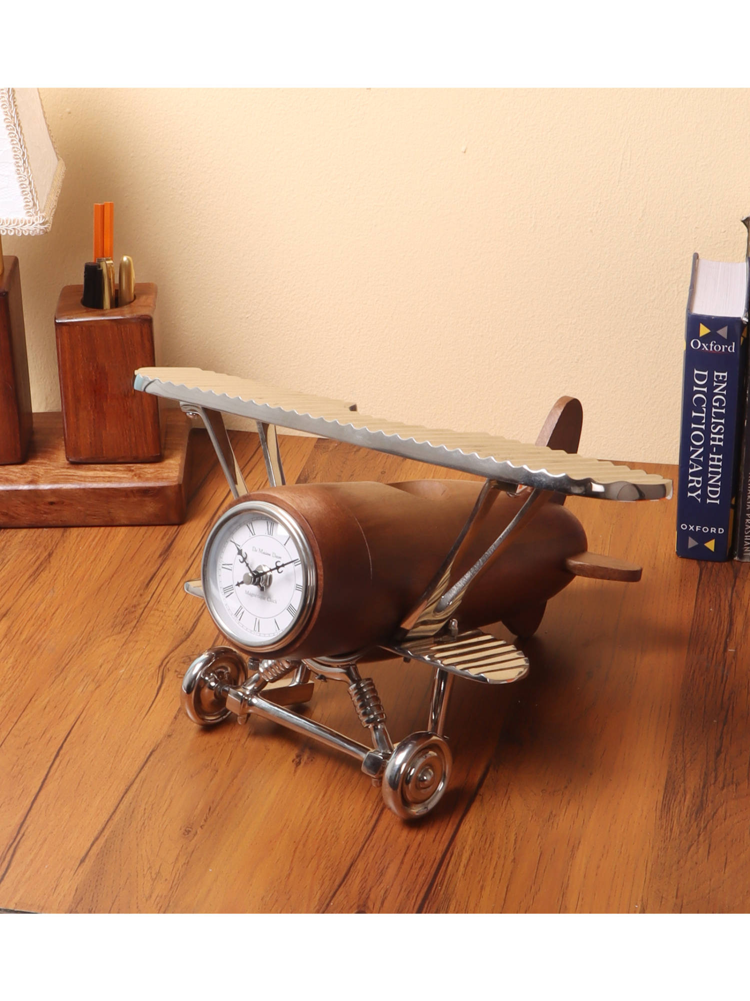De Maison Decor Meridians Sentinel Table Clock Silver