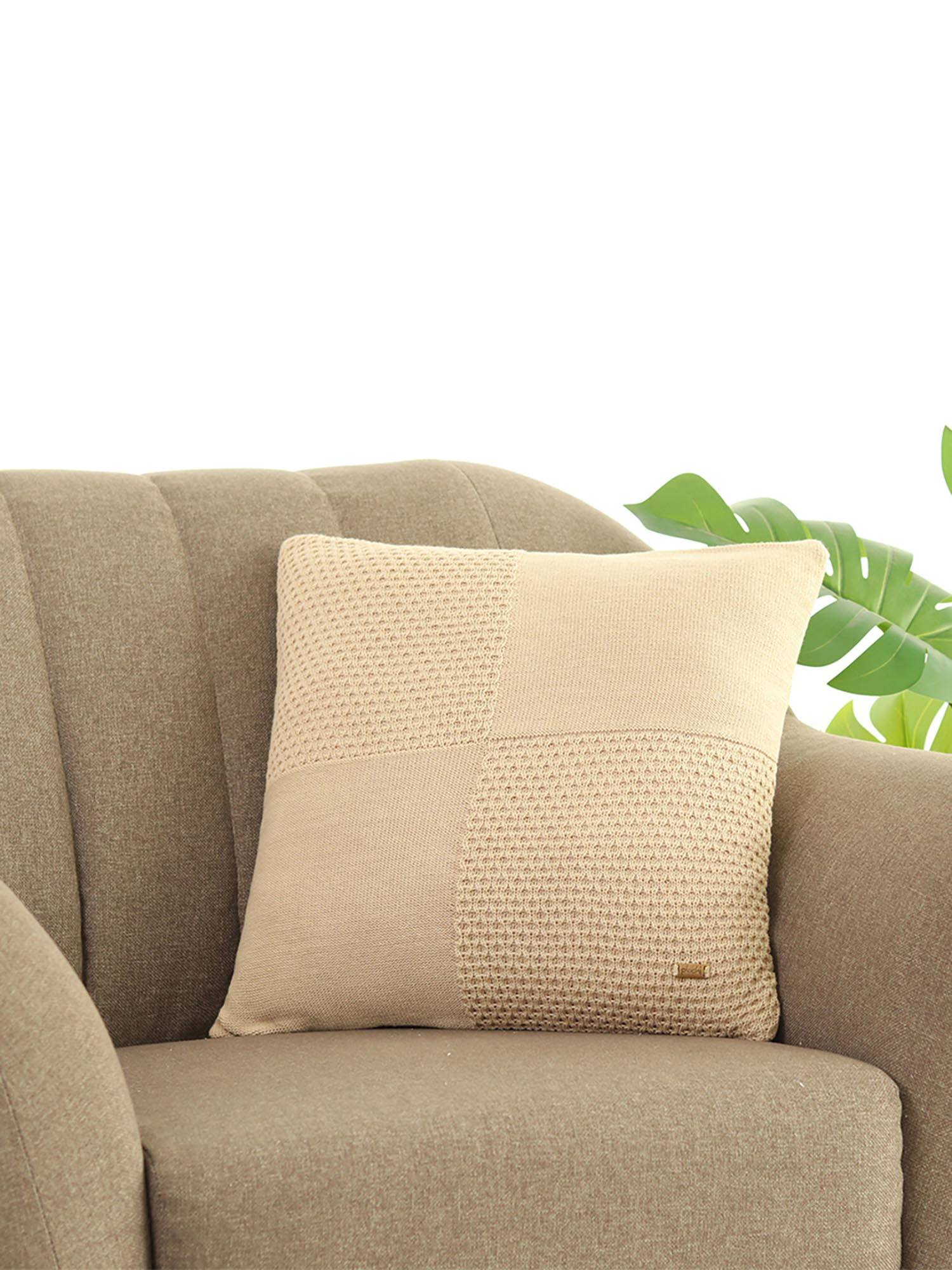 PLUCHI Kelly Fusion Oat Cotton Knitted Decorative 18 x 18 Inches Cushion Cover