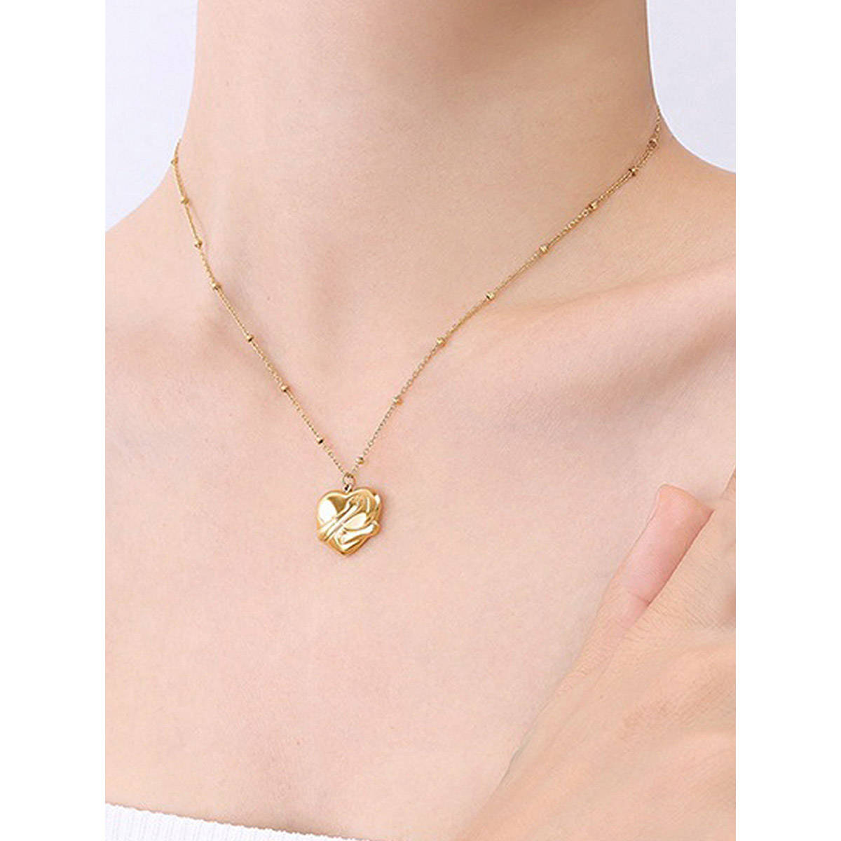 Designs & You Gold-Plated Anti Tarnish Heart Themed Pendant Necklace