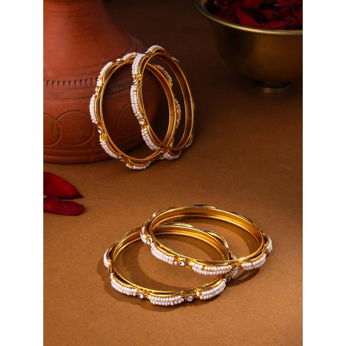 NVR Women's Set of 4 Gold-Plated Traditional Pearls Beaded Bangles (2.4)