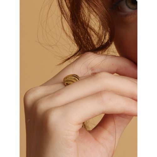 18K Gold Croissant Ring.wide Band Ring. Croissant Ring. Dome 