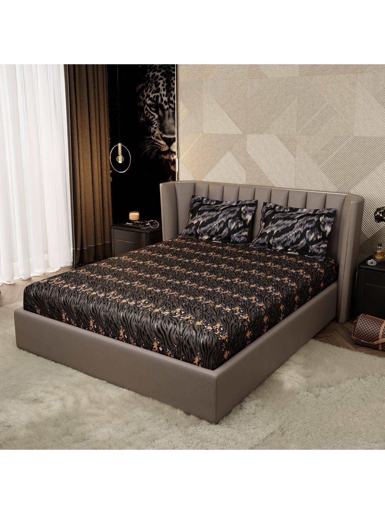 Stoa Paris Untamed Primal Dusk Enrich Printed King Fitted Bedsheet With 2 Pillow Covers