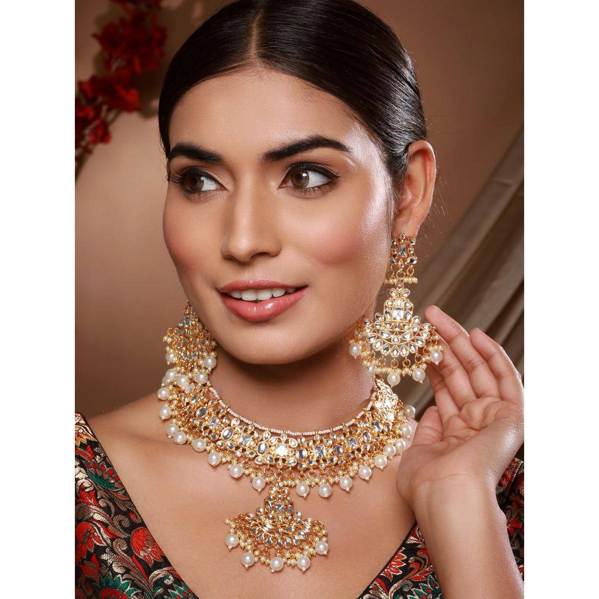 Aatmana Gold Plated Kundan Studded and Pearl Beaded Choker Jewellery Set with Maang Tikka