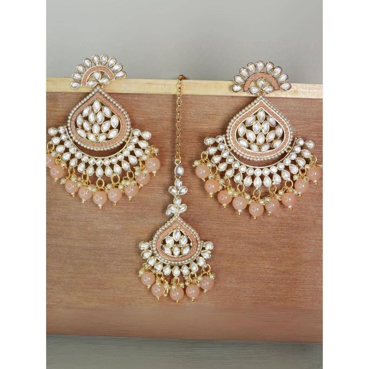 I Jewels Gold Plated Traditional Kundan & Pearl Earrings with Maang Tikka (Te3015Pe)