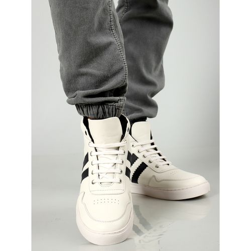 Carlton London Men White Black Textured Sneakers