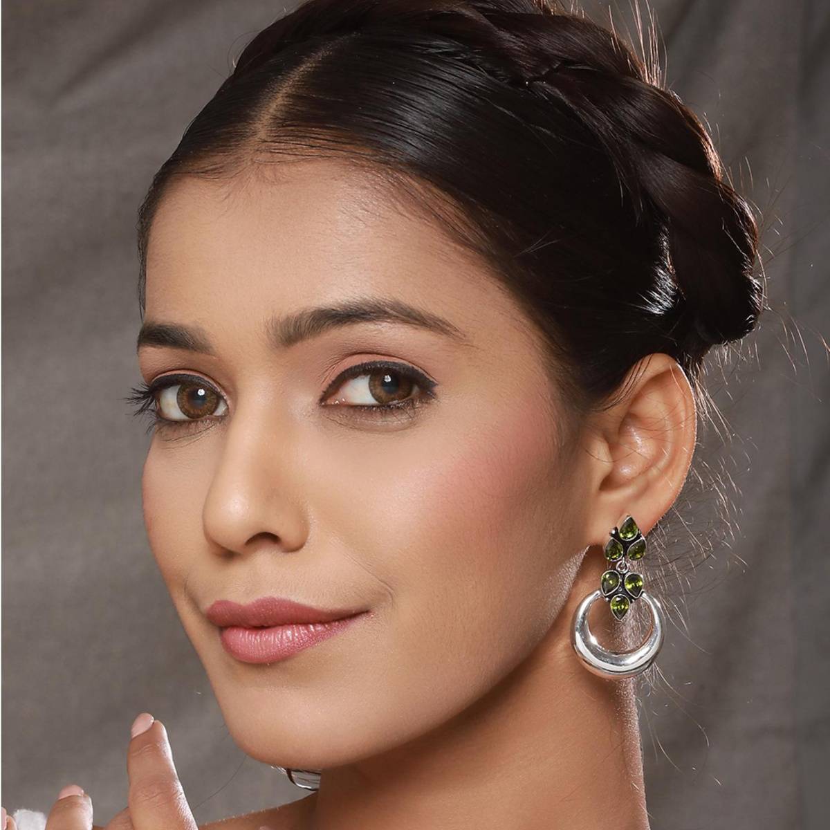 Saraf RS Jewellery Silver Plated Green Crystal Handcrafted Modern Chandelier Designer Earring