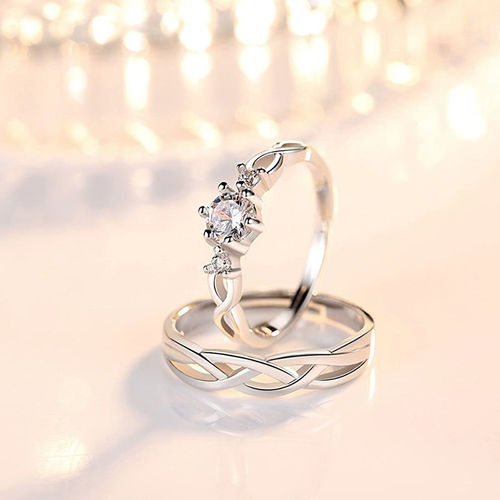 Karatcart Platinum Plated Austrian Crystal Adjustable Solitaire Couple  Rings With Red Rose Case