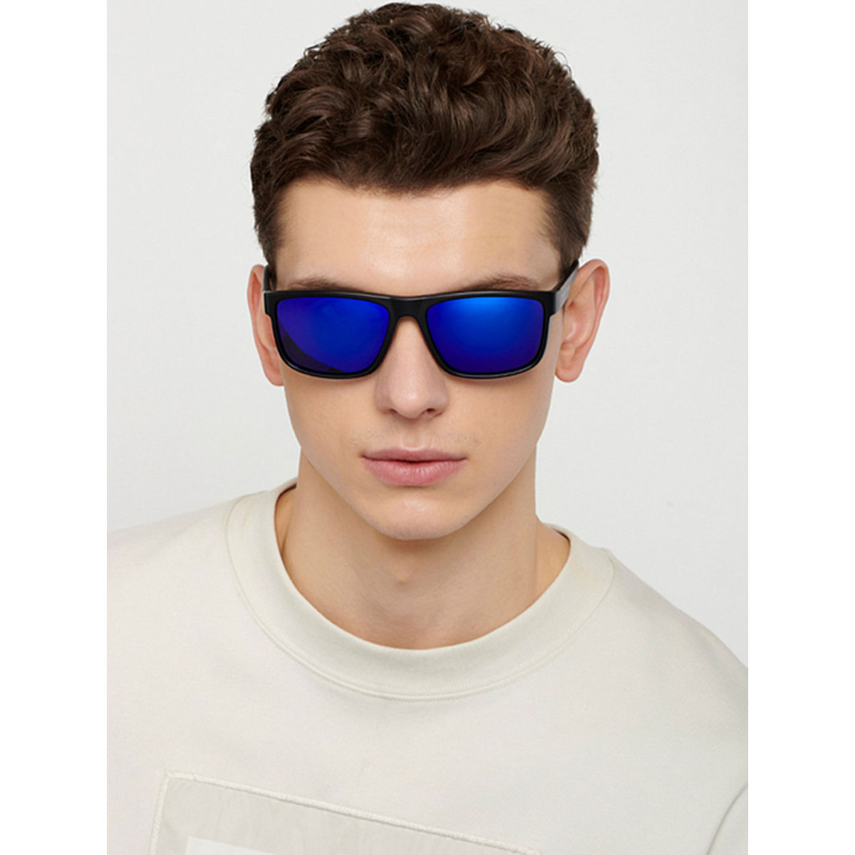Blue Sports Full Rim Unisex Sunglasses by Vincent Chase Polarized-149135 –  Lenskart