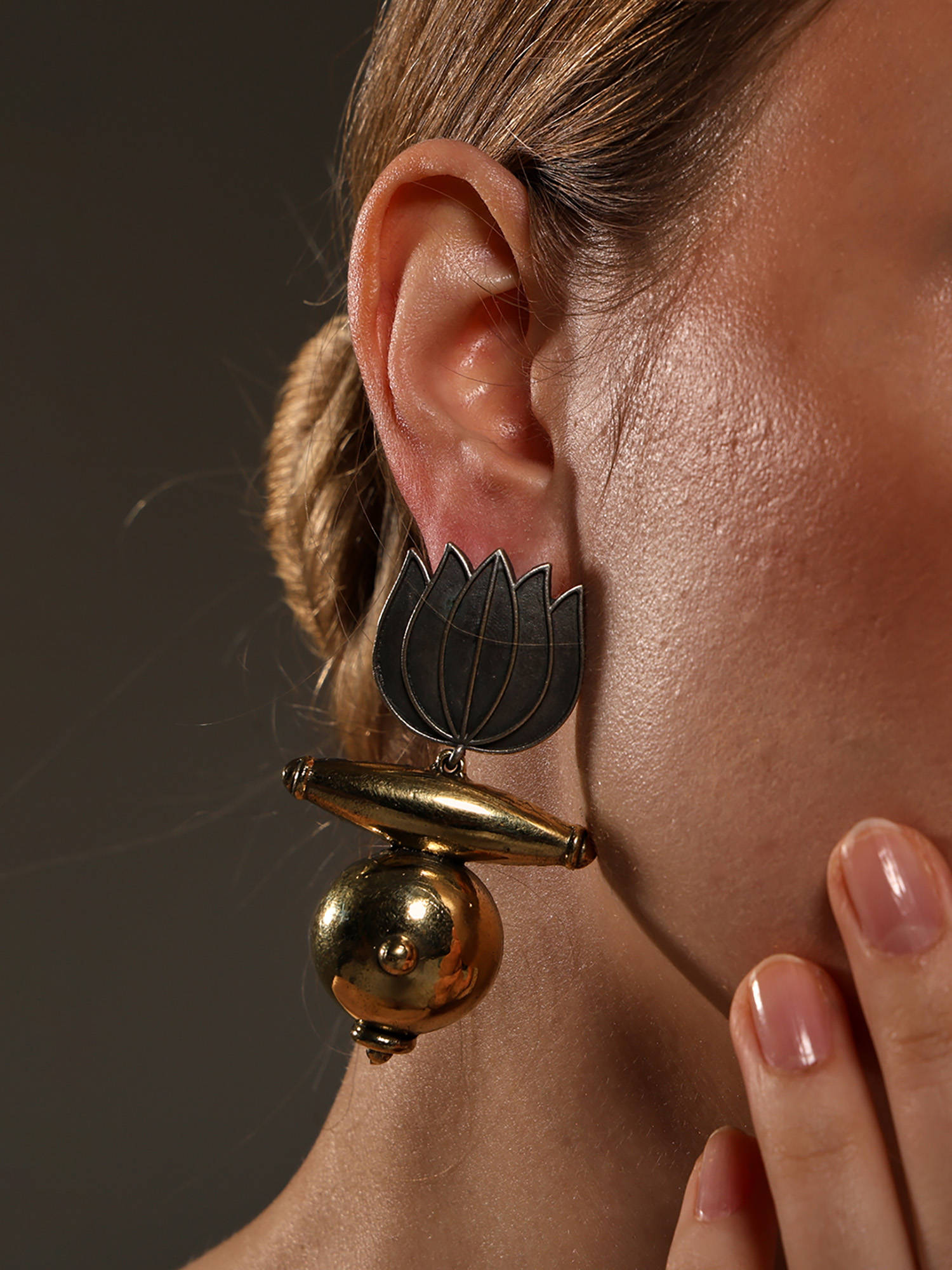 VENI Gold Plated Oxidised Earrings