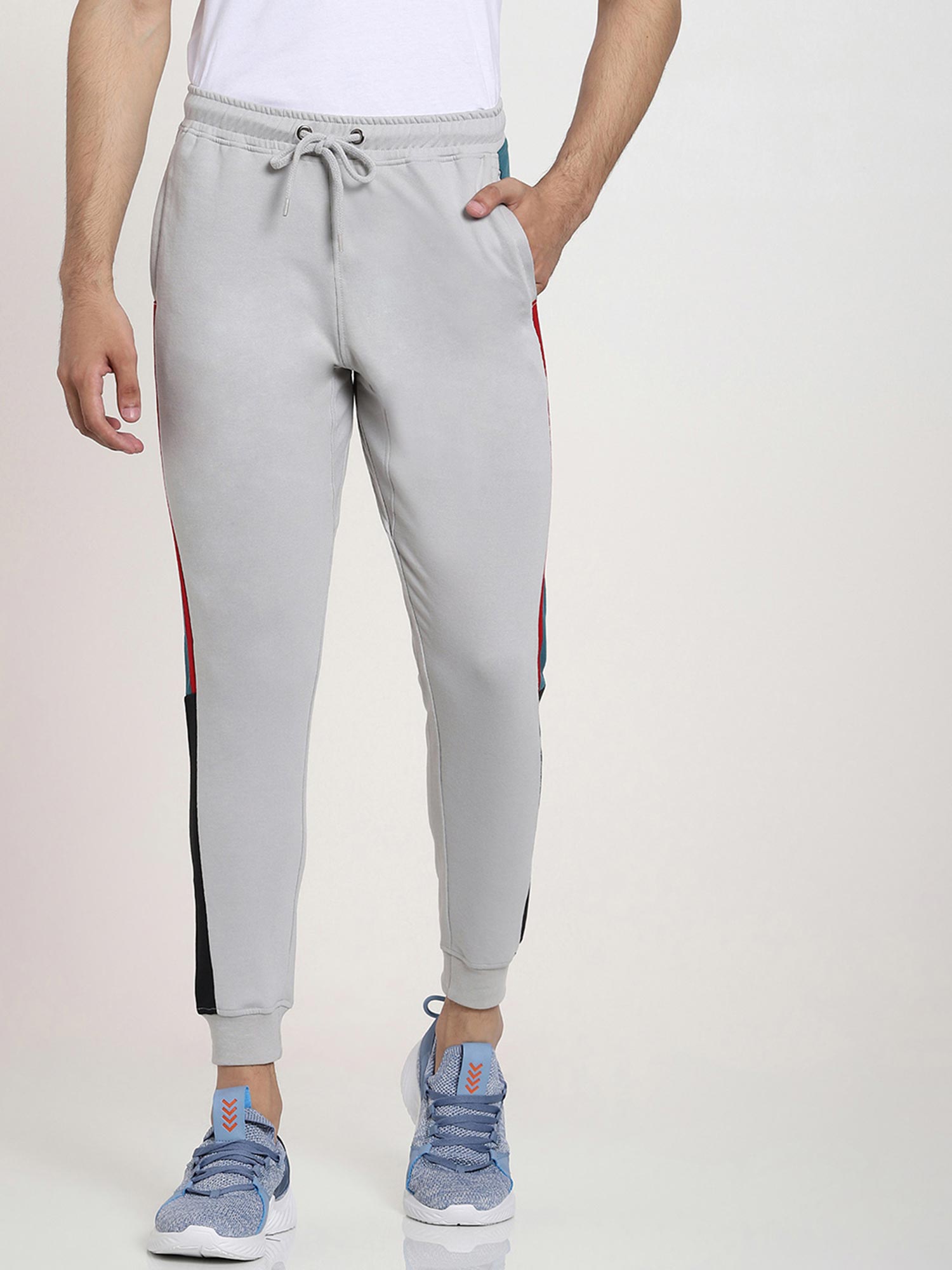 Bewakoof hot sale track pants