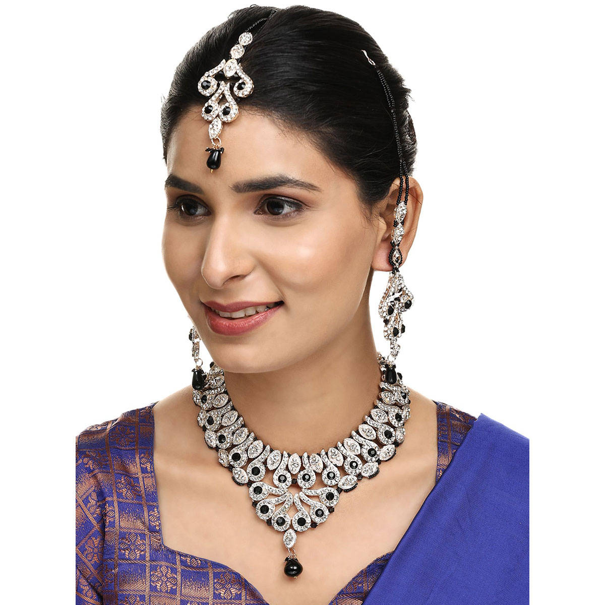 Anika's Creations Brass Black Jewelry Set - Elegance In Ebony Beauty