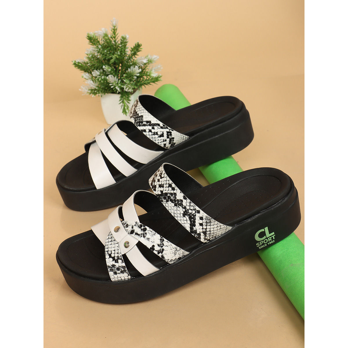 Carlton london 2024 women's fashion sandals