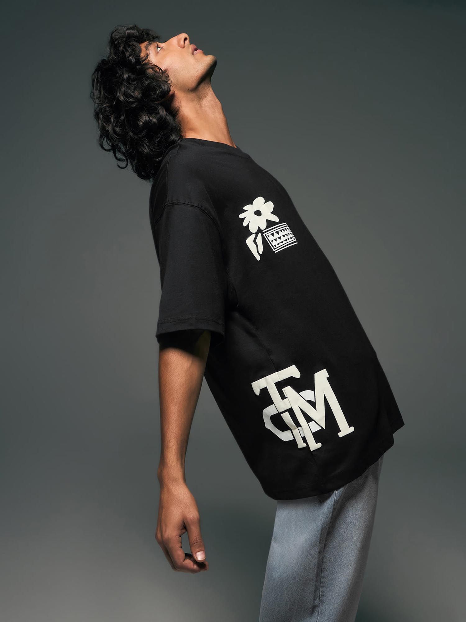 Buy Flying Machine Men Black Graphic Printed Oversized T-shirt Online