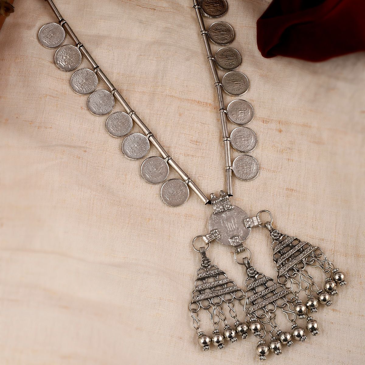Victoria Coin Necklace - Silver – EDGE of EMBER