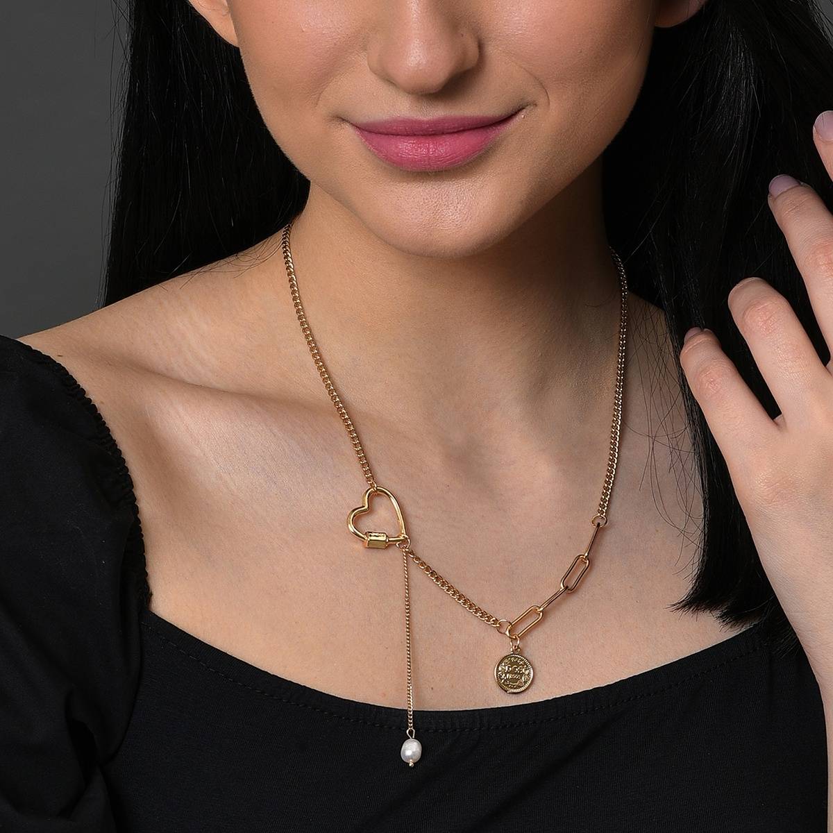 SOHI Coin Heart Negligee Necklace
