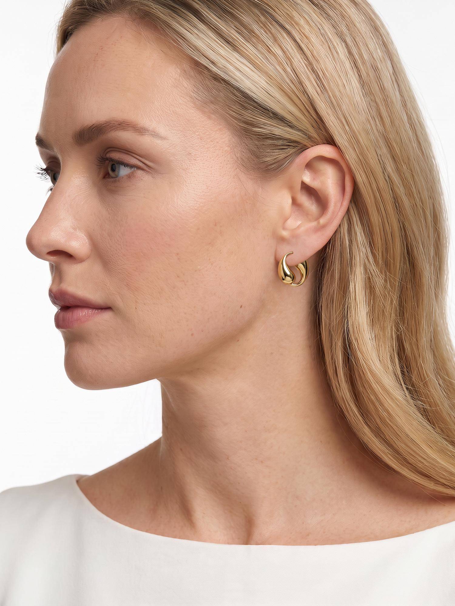 Carlton London Premium Gold Plated Yin-Yang Teardrop Hoop Earring