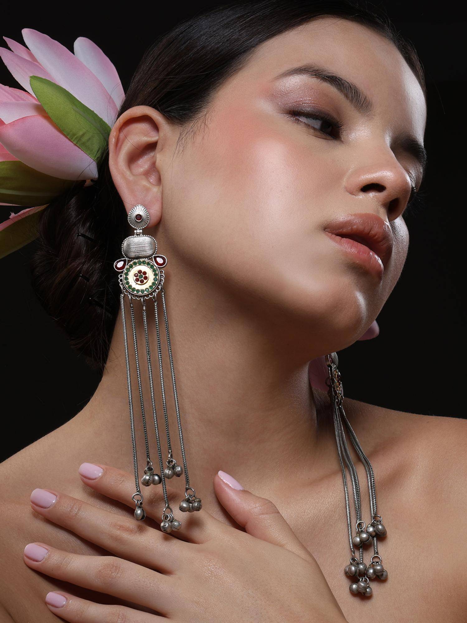 VENI 92.5 Silver Plated Oxidized Earrings