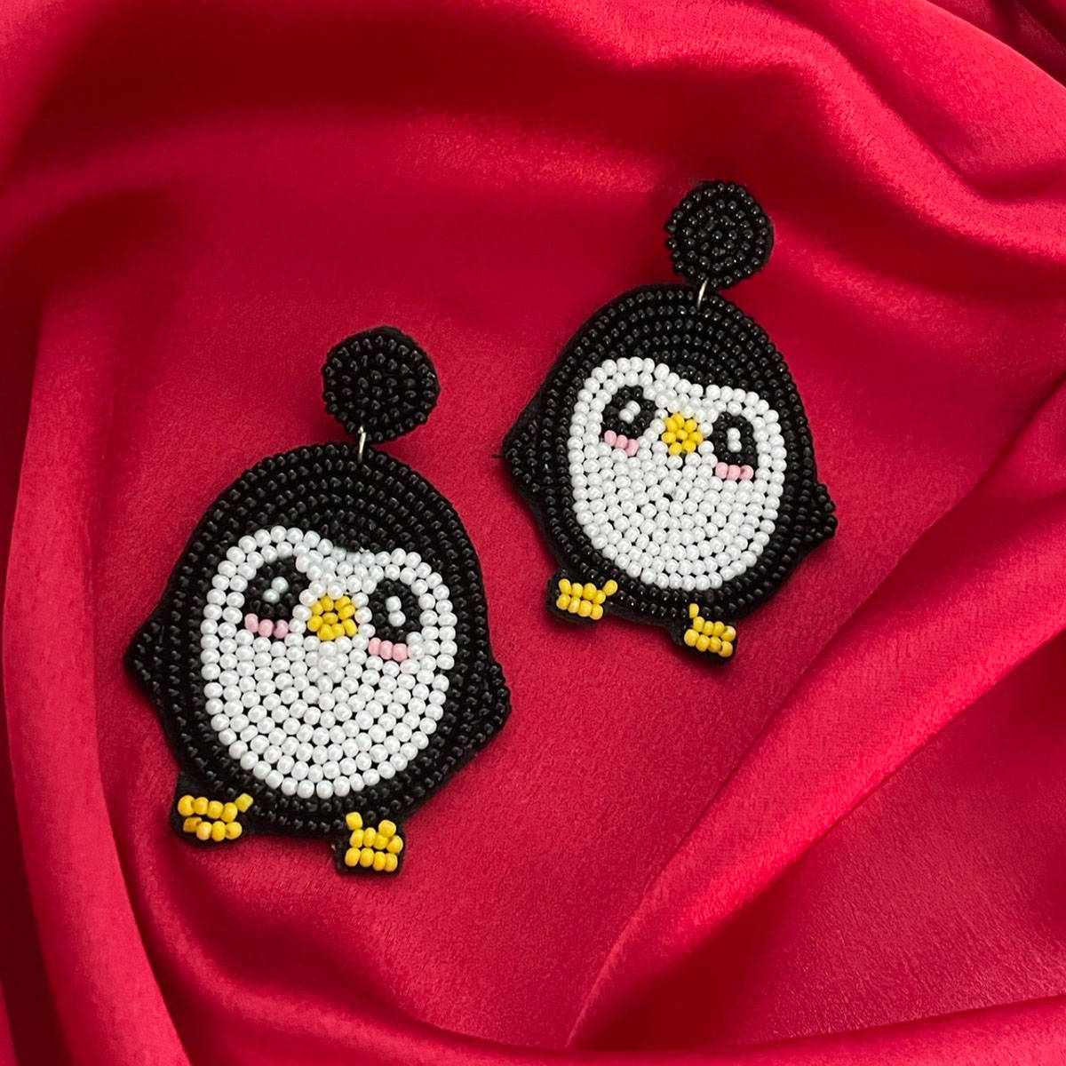 Digital Dress Room Christmas Penguins Beaded Earrings