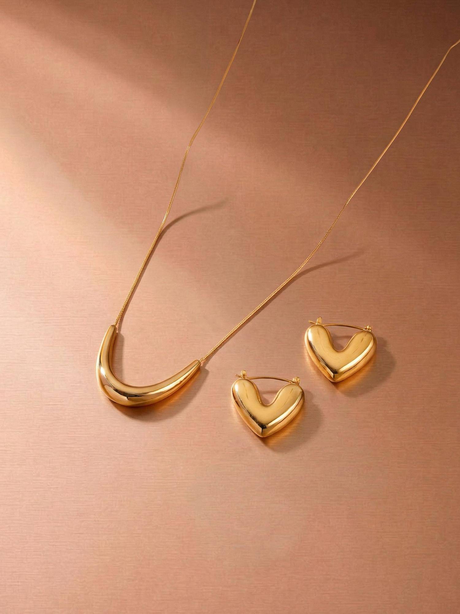 Palmonas Women Gold Minimalist Heart Jewellery Set