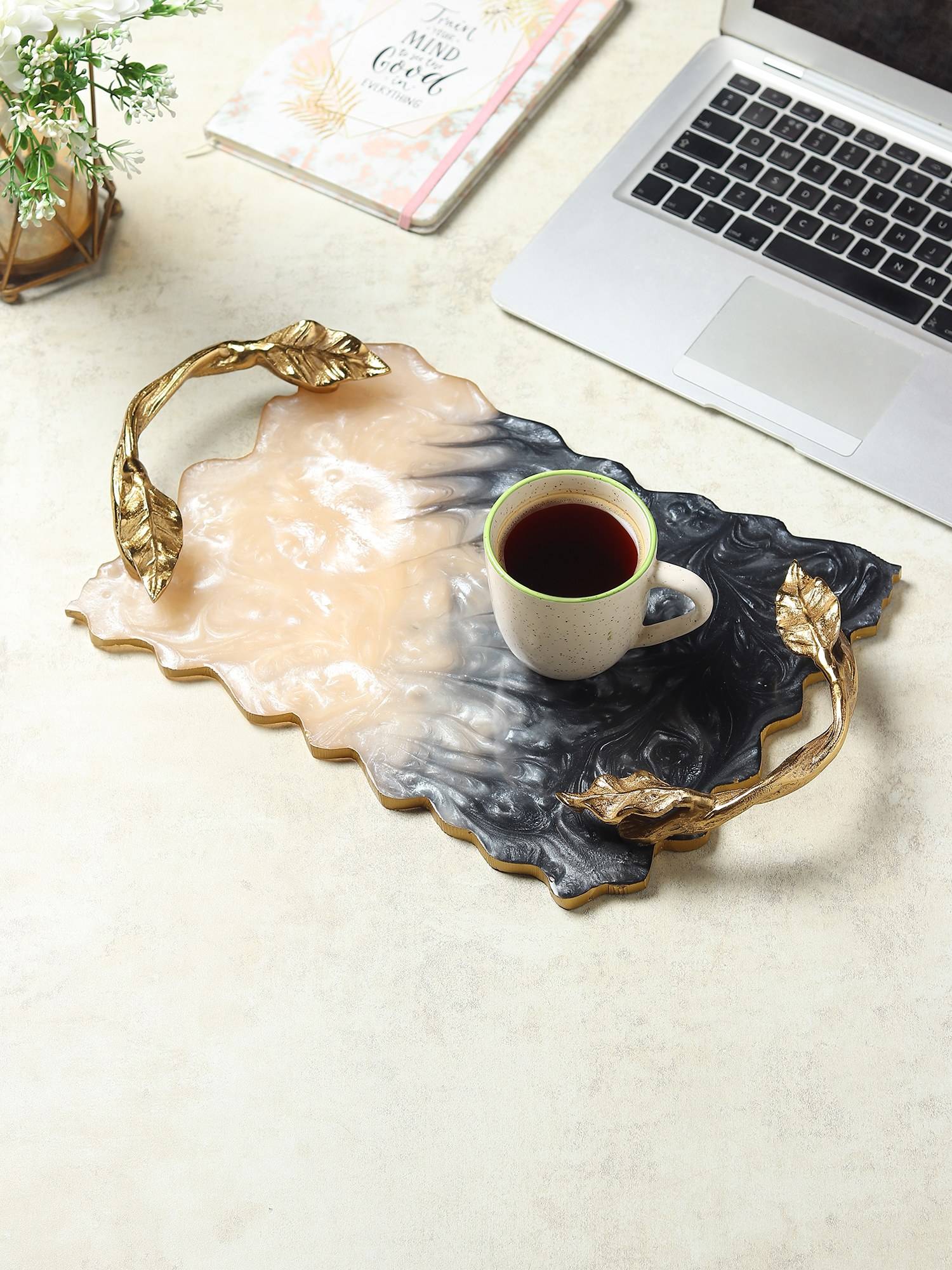 De Maison Decor Azalea Tray