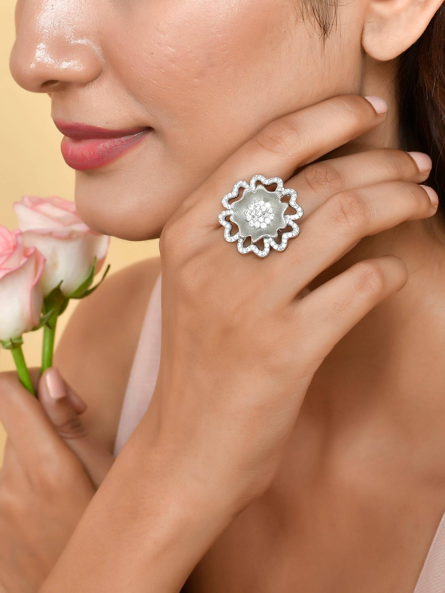 Voylla Sparkling Elegance Contemporary Floral Motif Ring