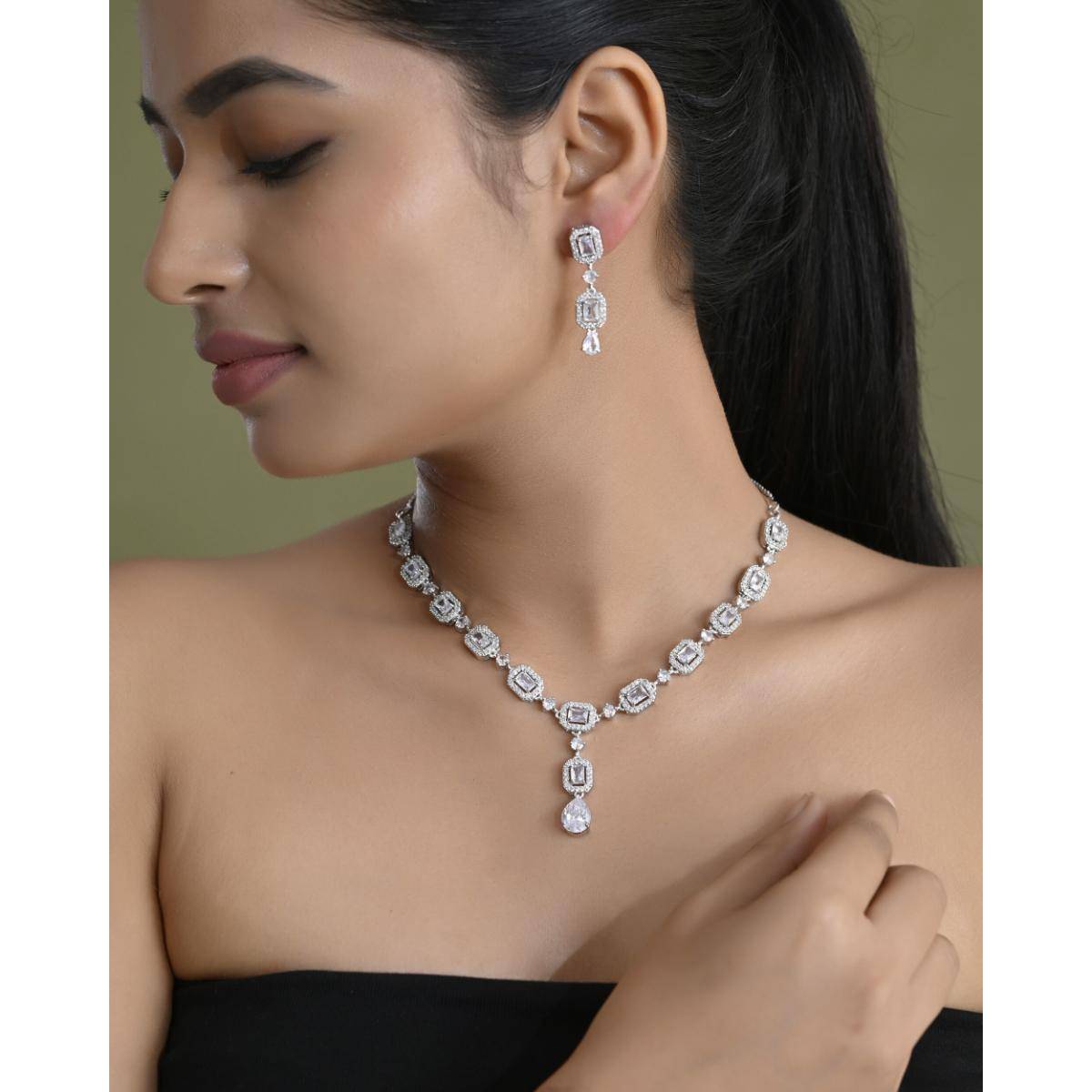 VOJ Silver Plated Geometrical Shaped Ad Jewellery Set