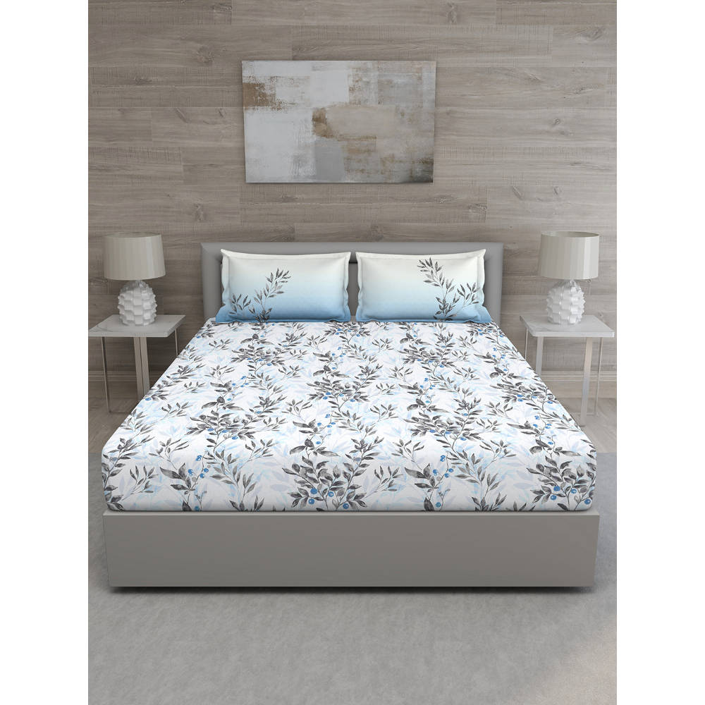 GM Blue White Floral 144 TC Cotton Queen Bedsheet with 2 Pillow Covers