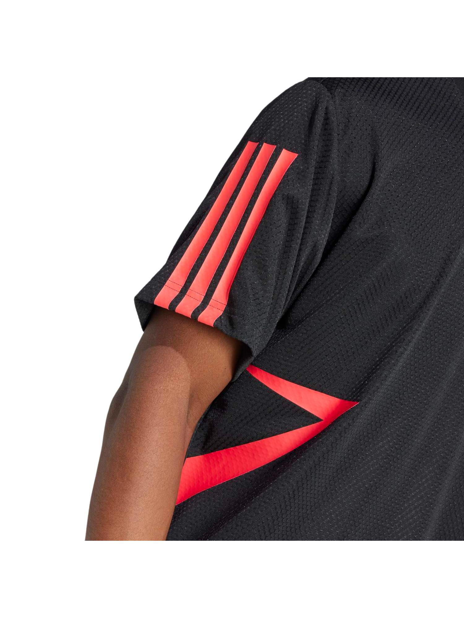 Buy adidas Men Black Stripes Half Sleeves T-shirt Online