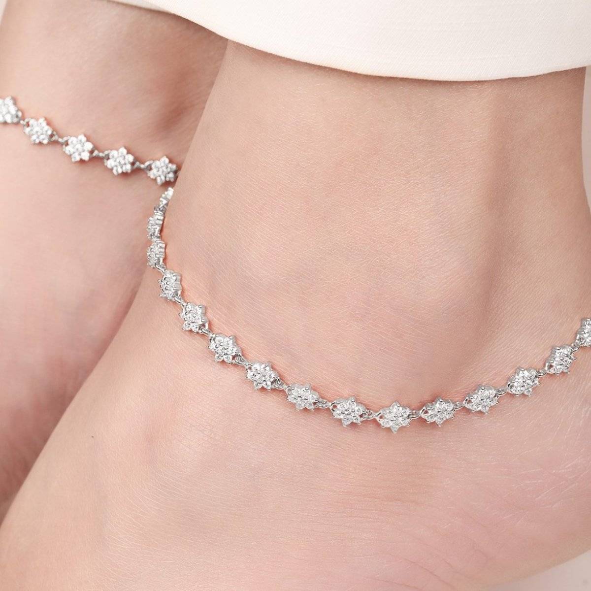Zavya Blooming Beauty 925 Sterling Silver Rhodium-Plated Flower Anklet- Pair